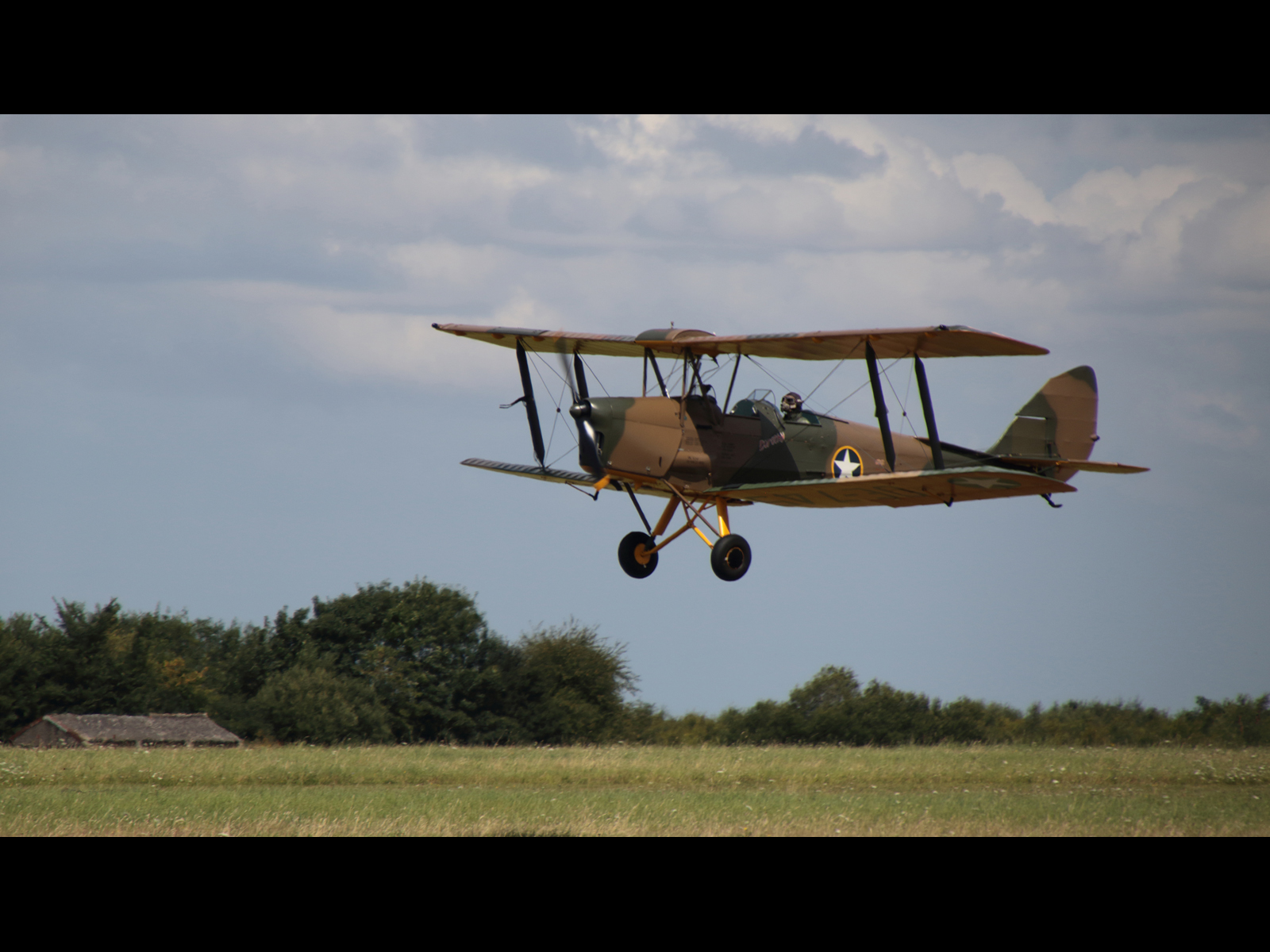 GI Flight DeHavilland Tiger by Andrew Hardwick GI Flight DeHavilland Tiger