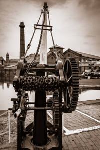 Boat museum crane