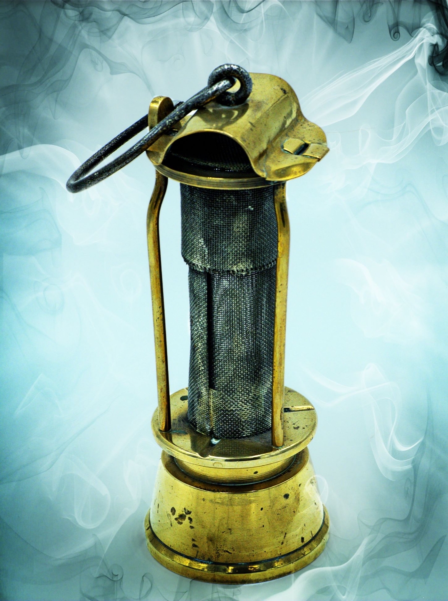 Miners lamp in the mist