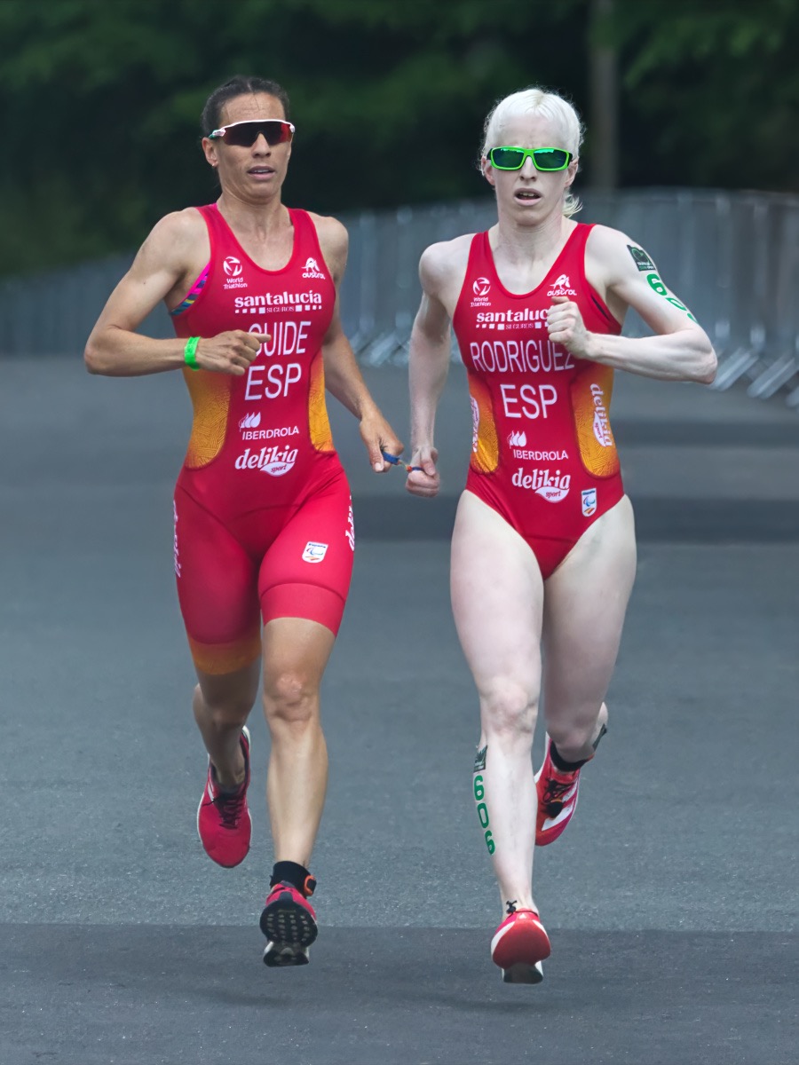 Running with borrowed eyes