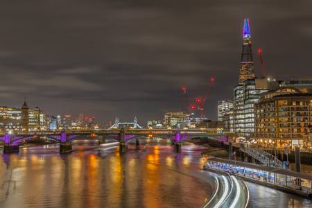 River Thames at Night 9.5/10
