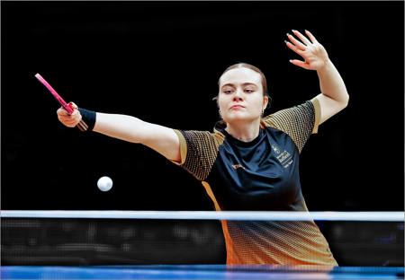 17 Majestic Backhand return