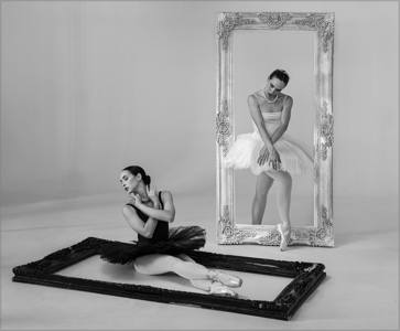 19 - Emerging Portraits