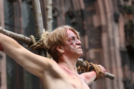 On The cross (2)