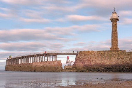 Whitby - Harbour Lighthouse
