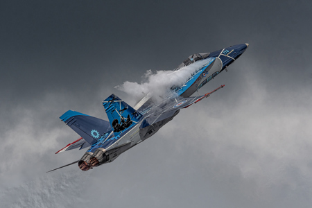 CF118 Hornet Power Climb