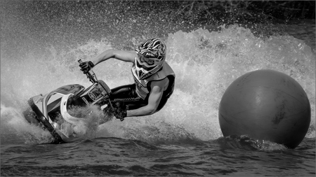 Kian Ellerington, Rounding The Buoy