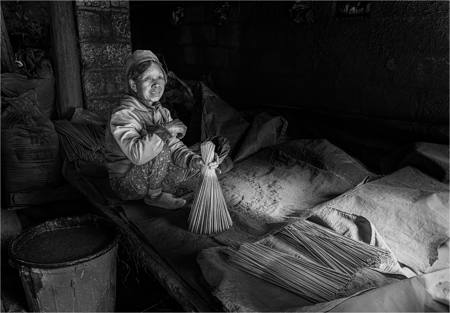 Incense Worker, Vietnam