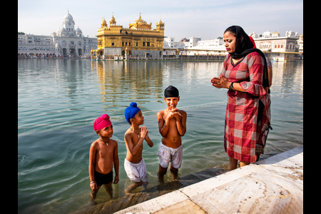 Taking Holy Waters, Amritsar