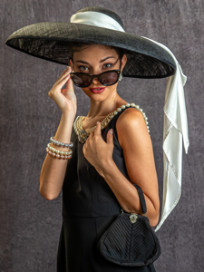 Elle With Hat