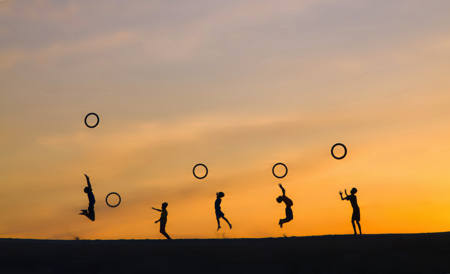 Vietnam Kinderen Spelen Hoepels
