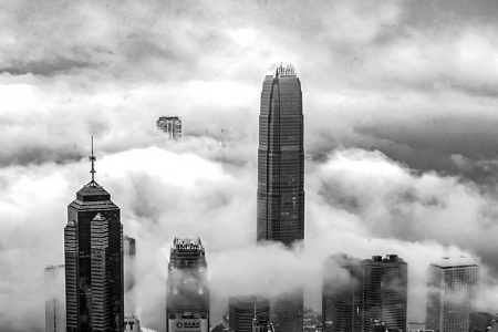 City In Fog_M5292