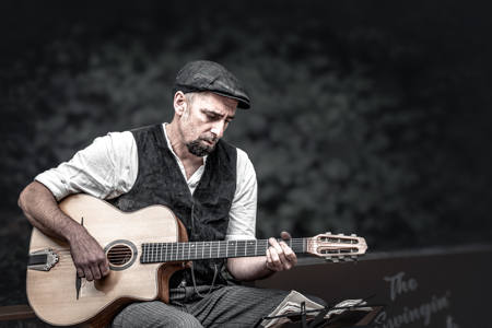 Me And My Guitarre