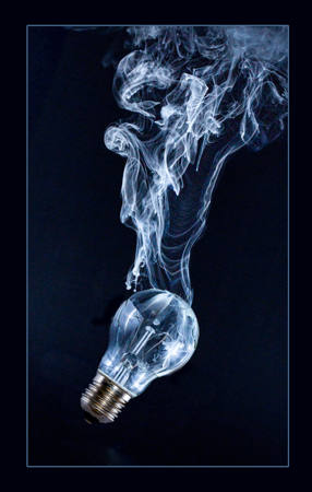 Broken Bulb-723