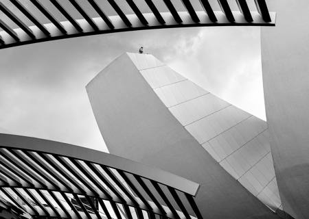 Singapore Lines Mono