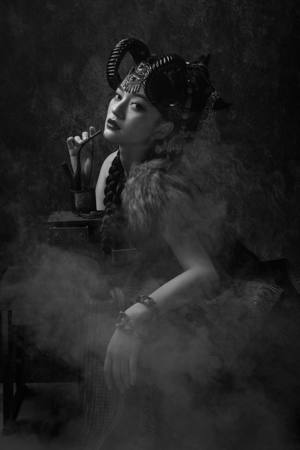 Qiang Girl In The Smoke