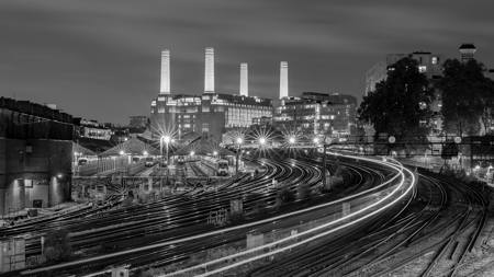 The Approach To Battersea