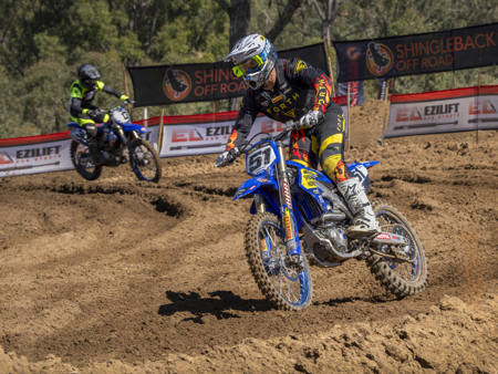 Dirt Bike Racing