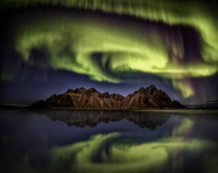 Northern Lights In Vestrahorn Mt573