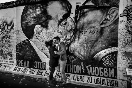 THE KISS