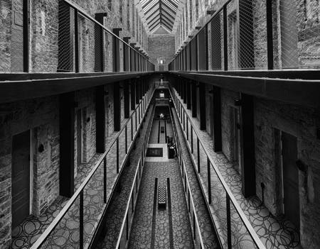 Geometry Of Confinement