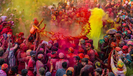 Red And Yellow Colors Clash 7157